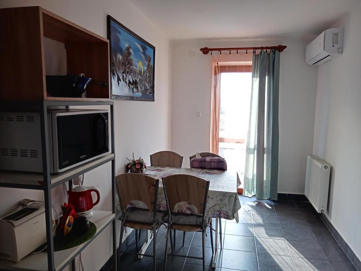 Borostyan Vendeghaz Apartment Balatonkeresztur Ngoại thất bức ảnh