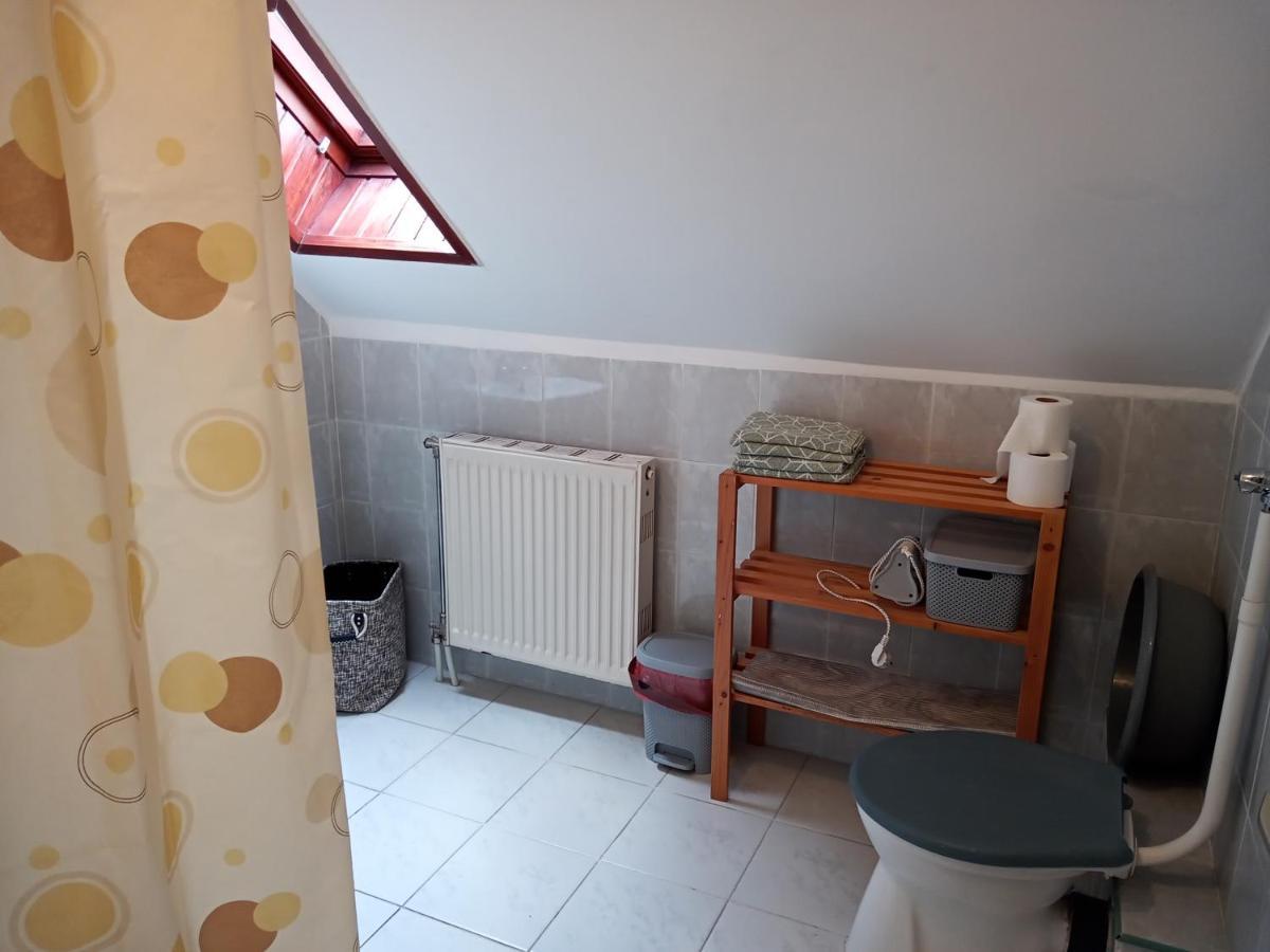 Borostyan Vendeghaz Apartment Balatonkeresztur Ngoại thất bức ảnh